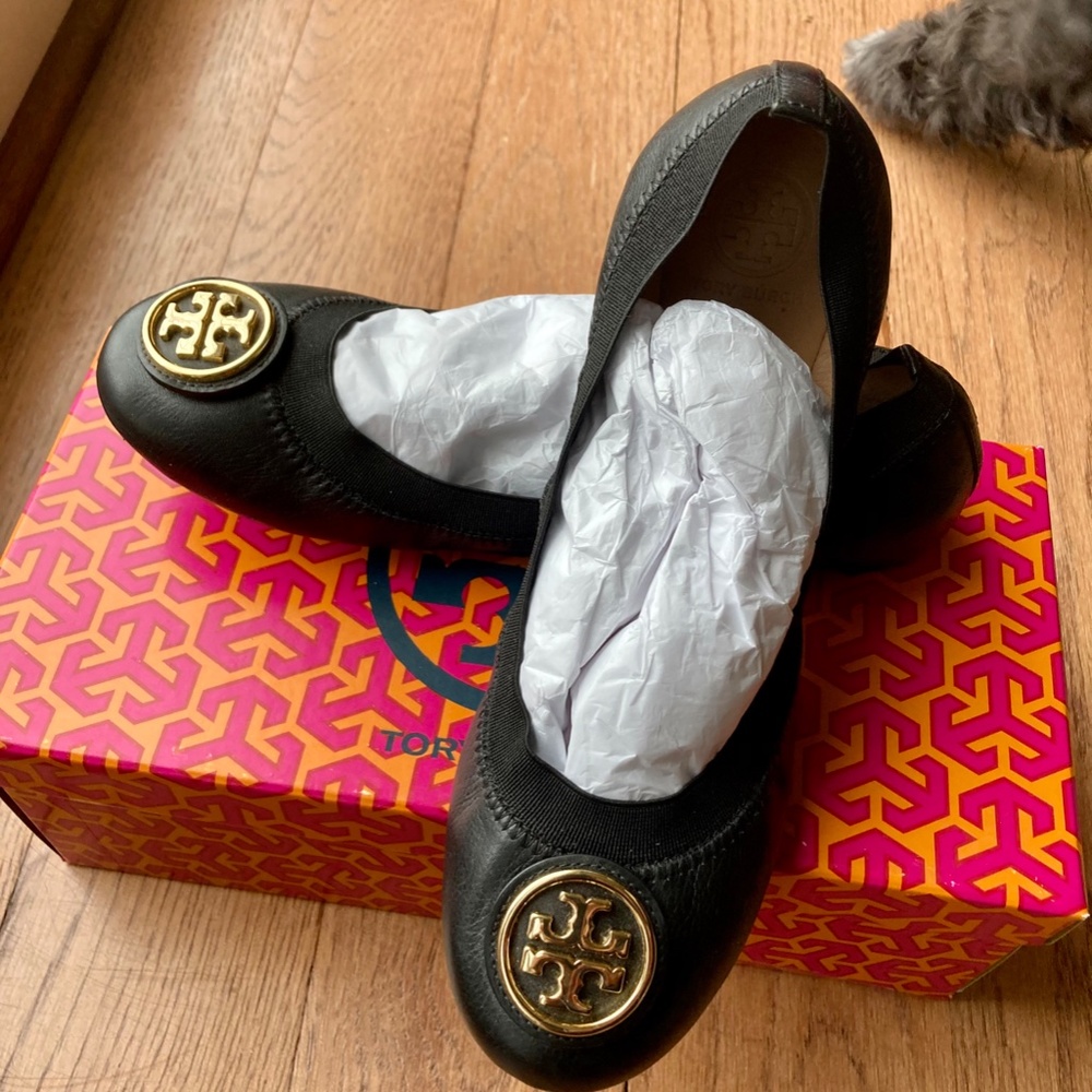 TORY BURCH BLACK BALLET FLATS SIZE 6.5